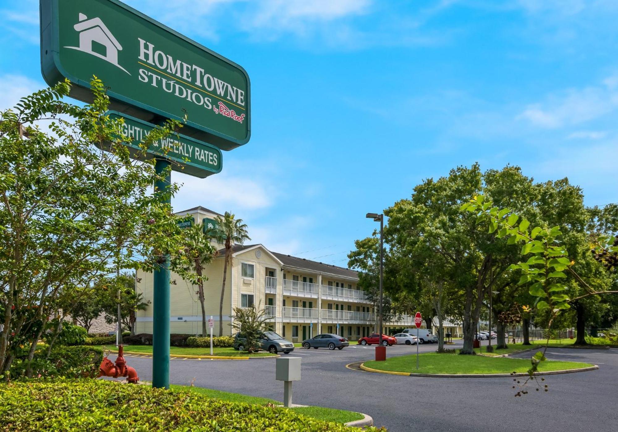 Hometowne Studios By Red Roof Orlando - Ucf Area Alafaya Экстерьер фото